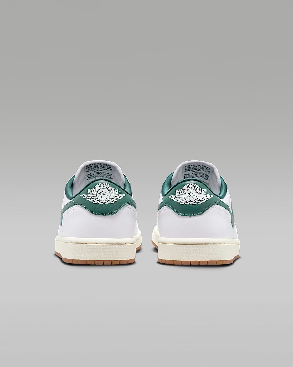 Nike og green hotsell